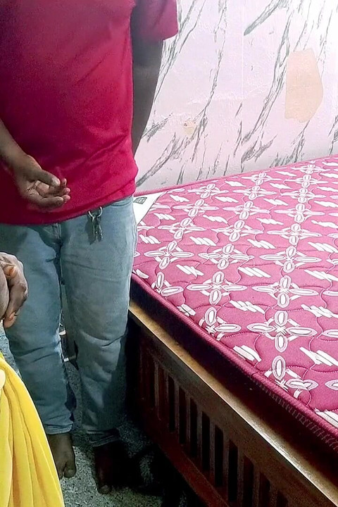 Stiefmutter und stiefsohn. eine unerhörte liebesgeschichte, voll auf tamilisch mit lautem stöhnen vor vergnügen