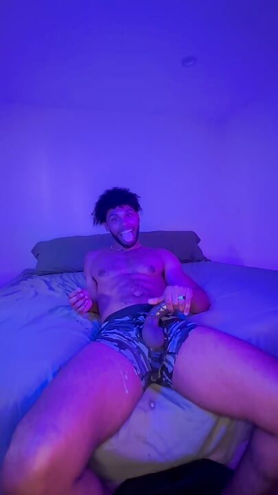 Memerah susu penis