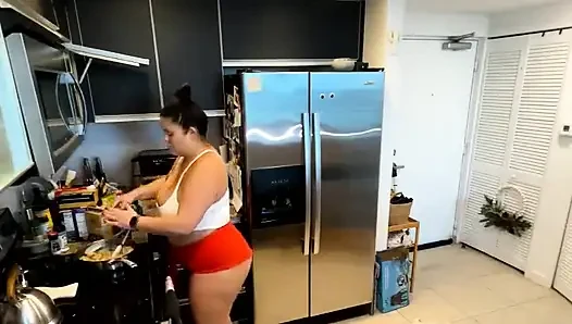 Dani Valentina ile canlı yayın