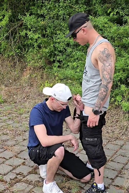 Found a Perfect Public Spot and Fucked My Gay Boy Bareback Like He Deserves