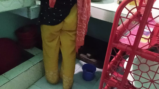 Desi Bhabhi Fucking in Kitchen When she was Cooking Food