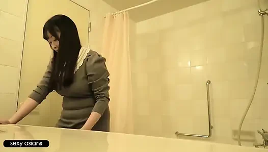 Kamu lebih suka yang mana? Gadis-gadis semok ini punya pesona tersendiri, dan itulah impian setiap pria