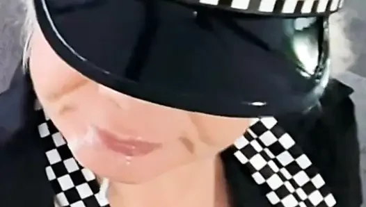 Derleme yüzümde ateşli spermin olmasına bayılıyorum