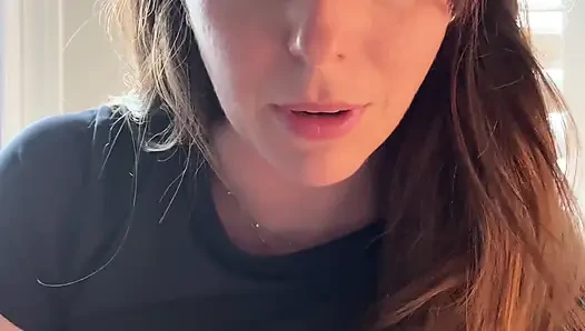 Hottie in Glasses Tells You How to Stroke!