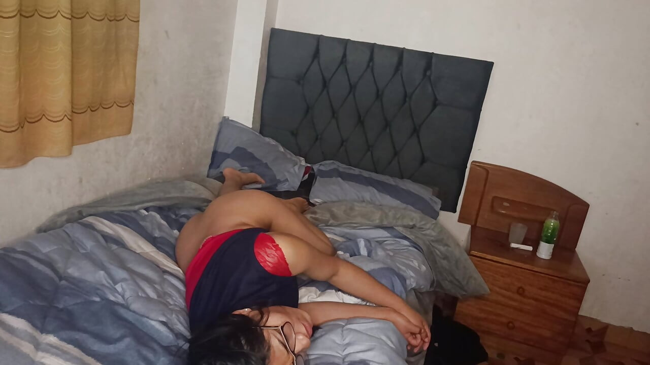 (FULL VIDEO ON FANSLY) My rich classmate from the u sucks it delicious