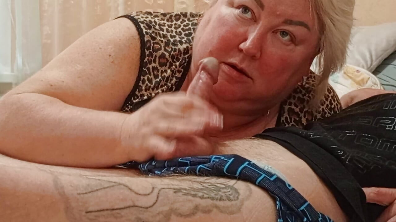 Neighbor swallows a mouthful of cum after sucking