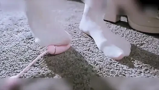 Ms19-a Girl in a Wedding Dress Was Disciplined by Vibrator
