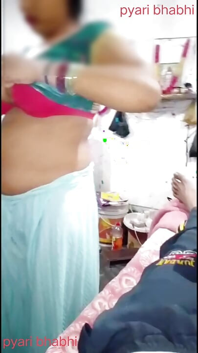 गांड चूत चुदाई लंड चूस के चूत चूसकर स्तन चूस के स्तन से दूध निकाल के डॉगी स्टाइल में लंड पे बैठा के सीधे लिटा के हिंदी ऑडियो