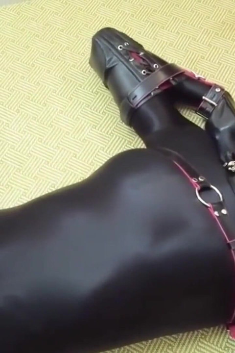Mz08 - the Bound in Latex Suit Reaches Climax