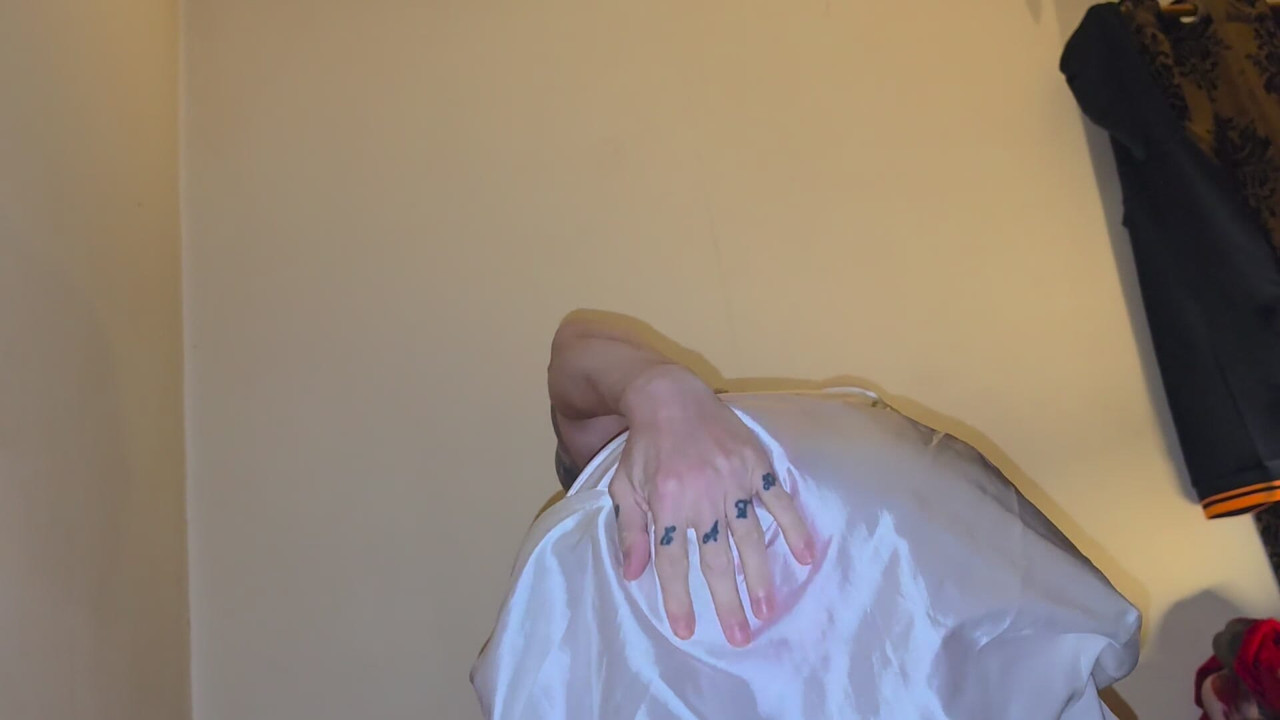 Me in satin bit of ass