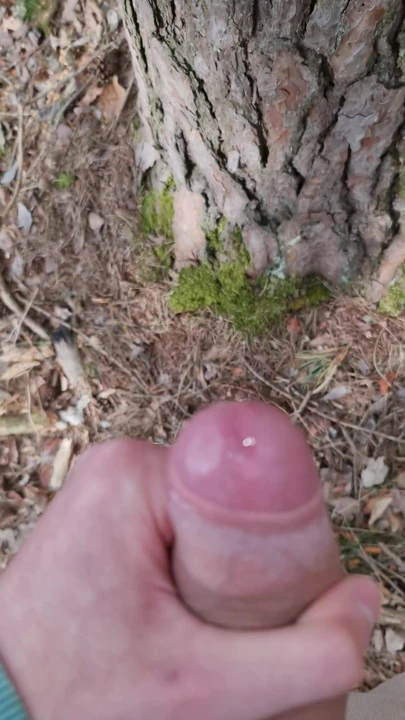 Cigarette Filter cock shooting cum 2