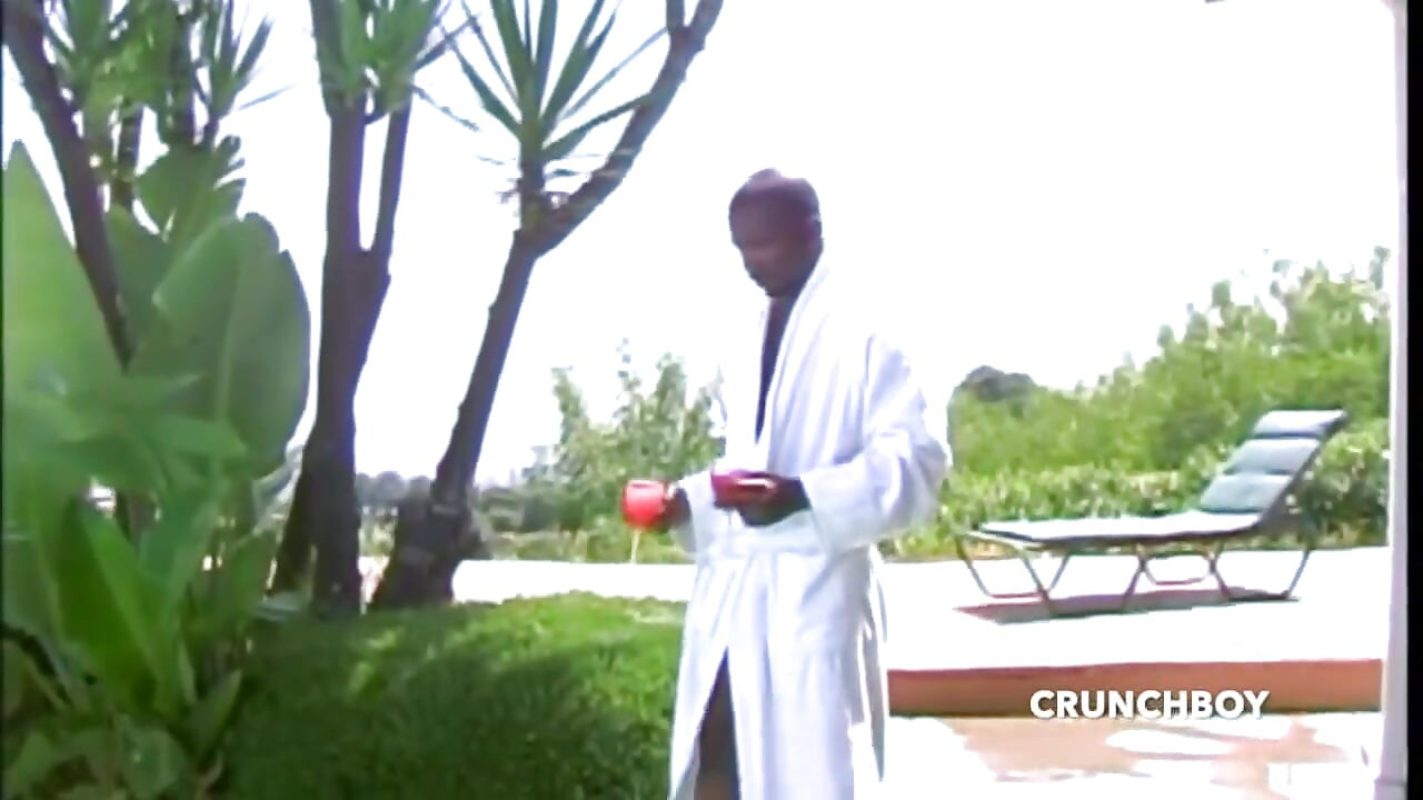 수영장에서 따먹히는 라틴 비