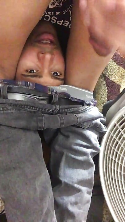 Pee in my mouth, playing with my feet, jerking off till I pee in my mouth again