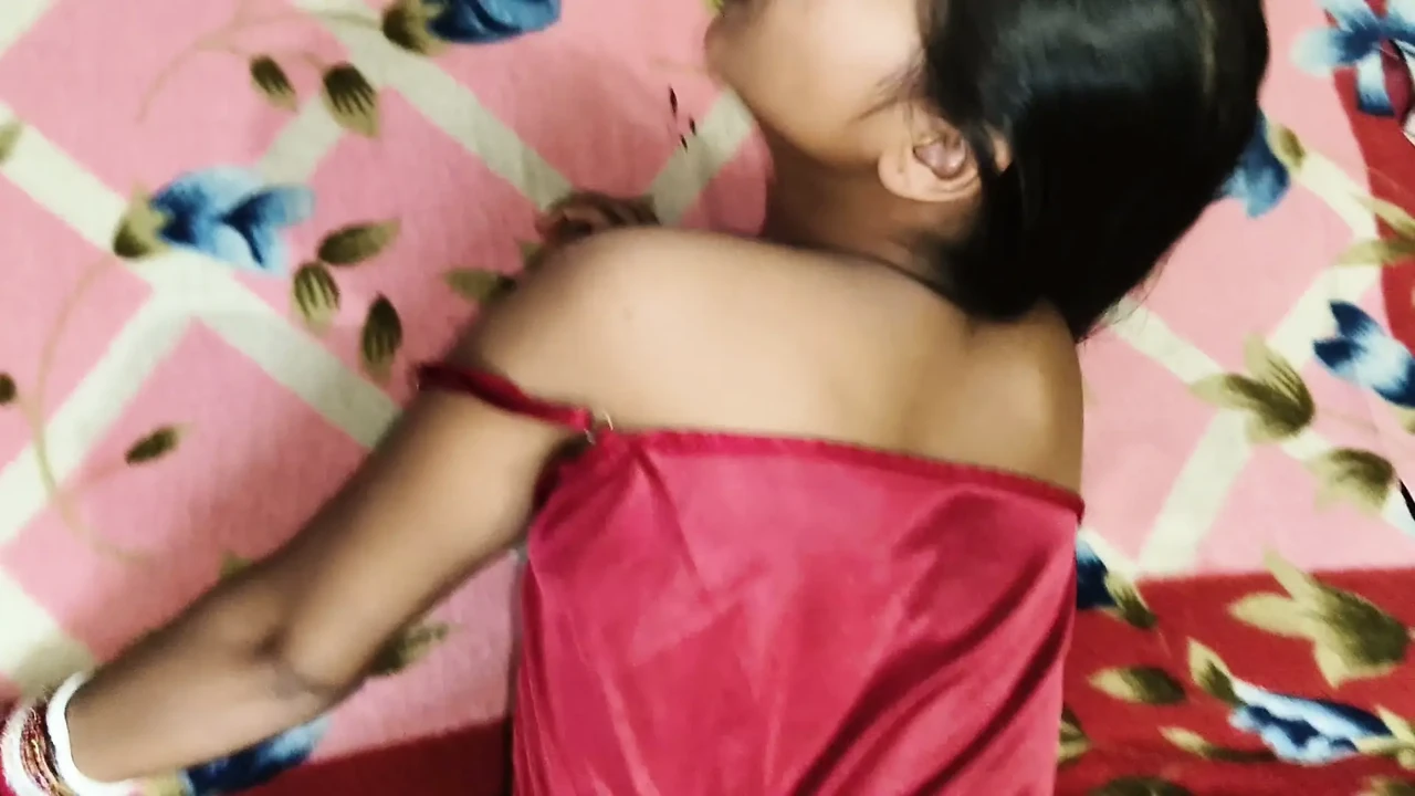 Desi bhabhi devar ka doggy style fuckd real homemade indian