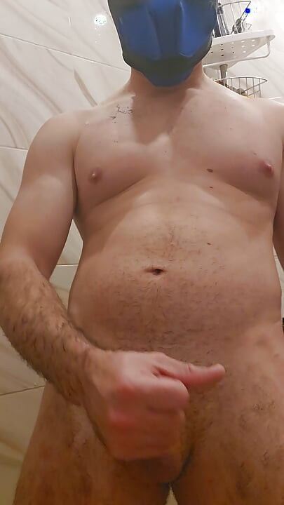 Jerking off with pulsating cumshot