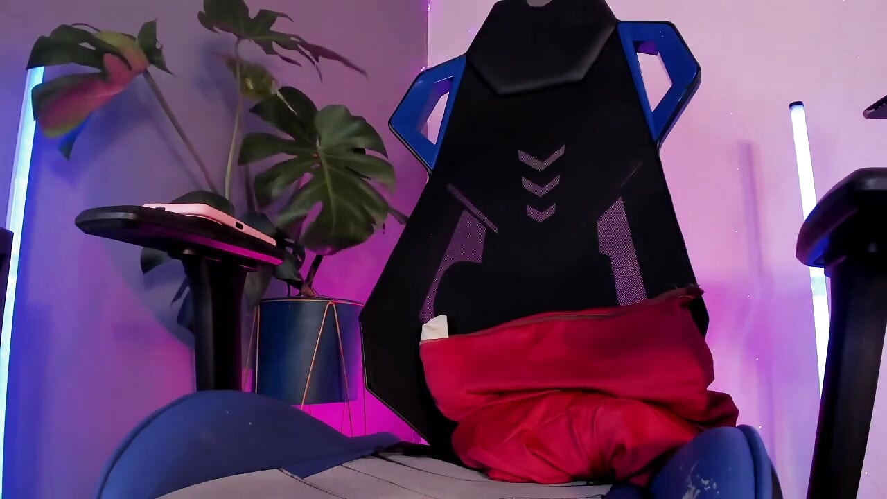 Xarabliz Büyük Penis Baskını Erkekleri Küçük Düşürüyor