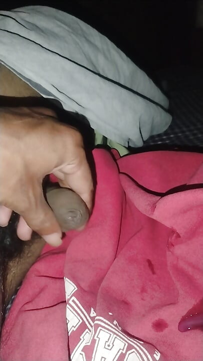Cum on my own shirt