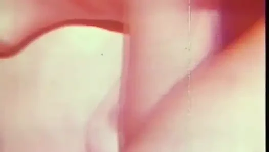 Versauter retro-dreier für einen großen schwanz