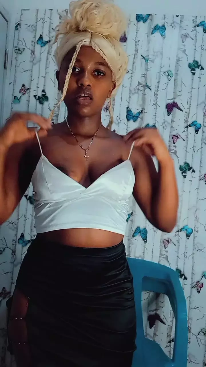 你会喜欢看到我是如何移动腰部的，我是多么美味，我惊讶于我能做什么，我是如何结束的