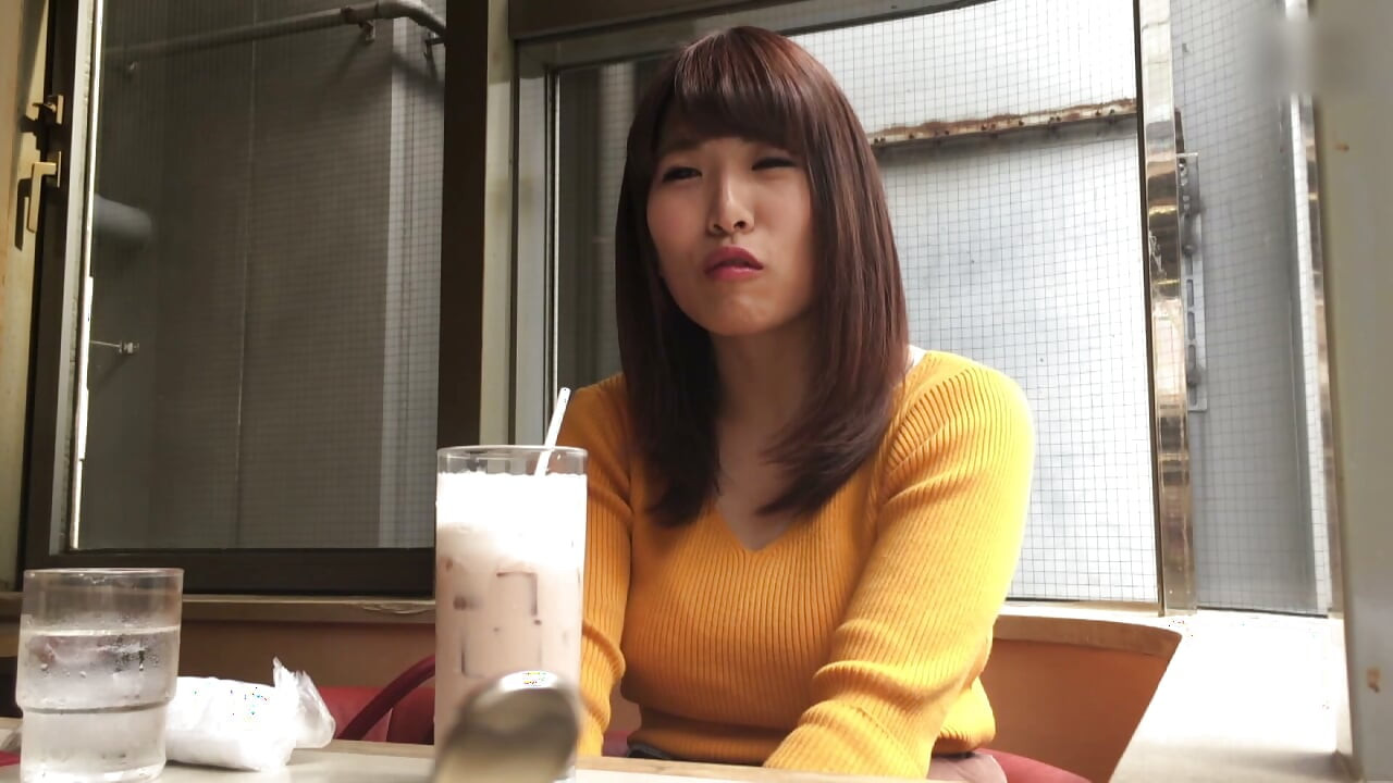 A189F11 소셜미디어에서 란제리 모델을 모집하러 왔는데, 온화하고 아름다운 큰 가슴을 가진 그녀가 프라이빗 촬영에서 격렬한 섹스를 펼친다!