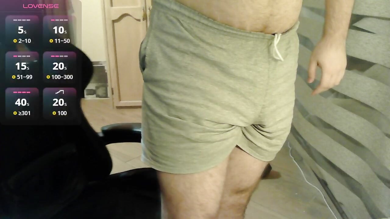Cam jock teasing and squatting