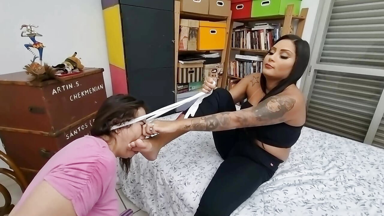 pairon ka dabadba vishaal bare pair