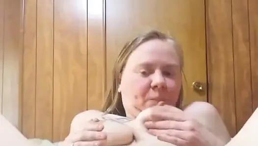 Wifey's Alone Time on Cam