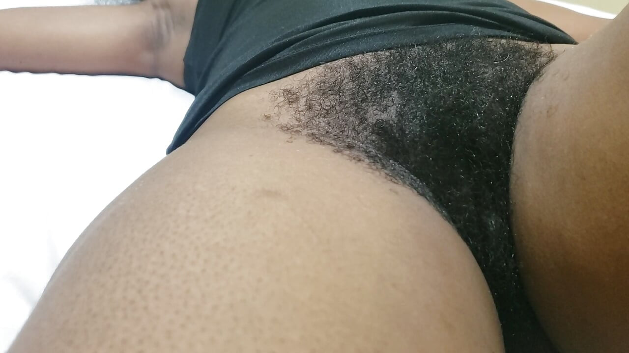 屁股很大的热辣熟女被狠操 - 熟女Xxx