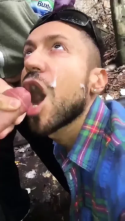 Cum face in park