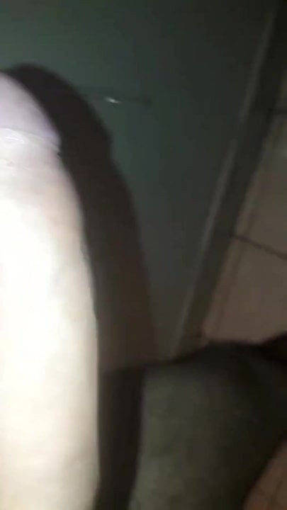 Big dick kurcina mi pulsira i vlazi
