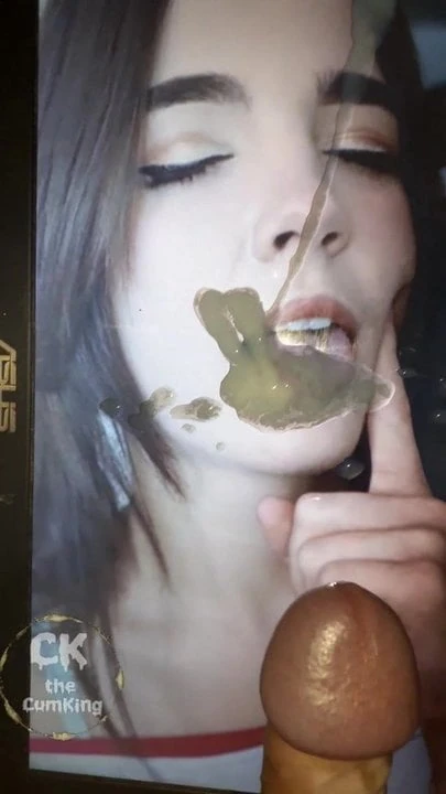 Yuukii vuelve a deleitarse de mi lechita en su boca