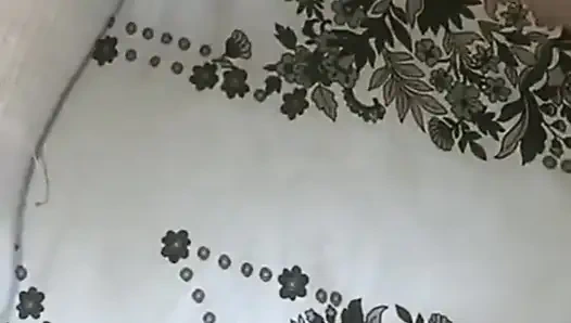 Cewek semok arab crampie nik sharmota