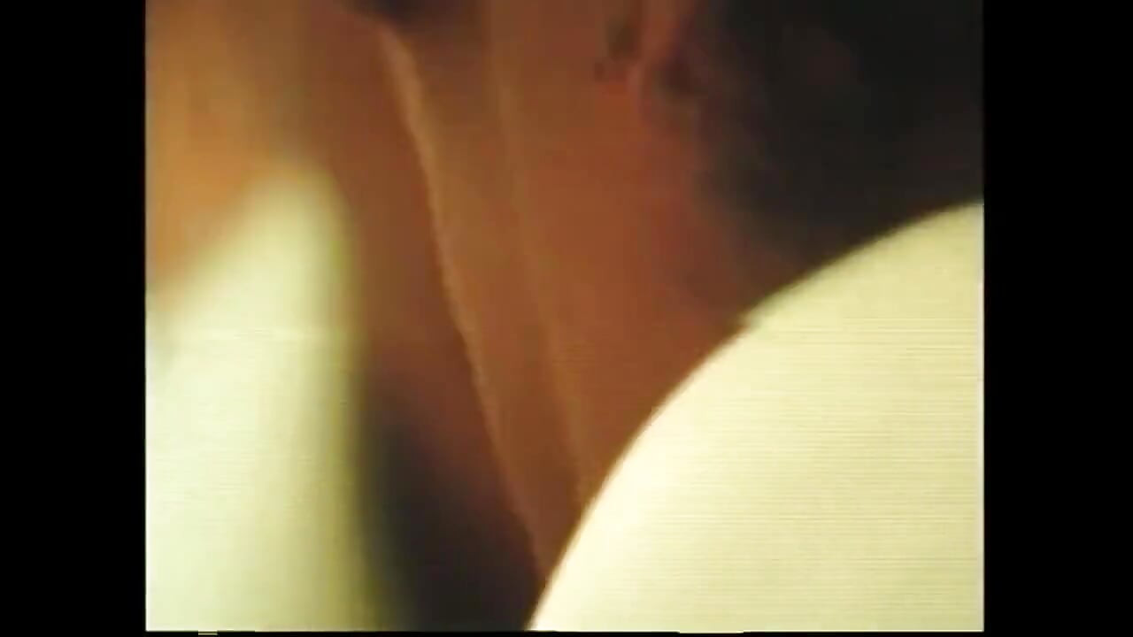 नीले आकाश के नीचे सेक्स