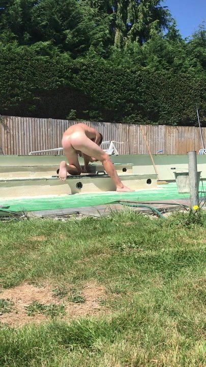 Nude builder outdoors part 1