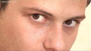 Bulgarischer schwuler Junge Krasi aus Varna, Wichser-Dusche