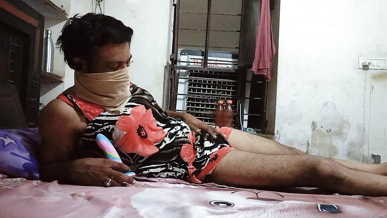 Fucking my ass hol with hard dildo