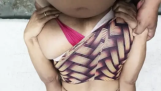 Pantat bahenol tante seksi ini dientot habis-habisan sama kontol besar sampai lubangnya menganga lebar