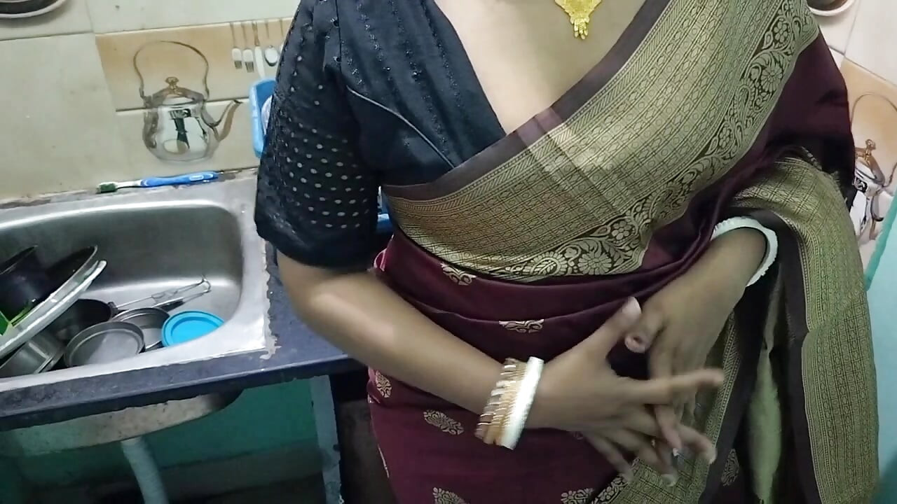 Hot Indian Bahu ki Chikni Chut me Father-in-law ne apna mota lauda dal ke chut ka bhosda bana diya