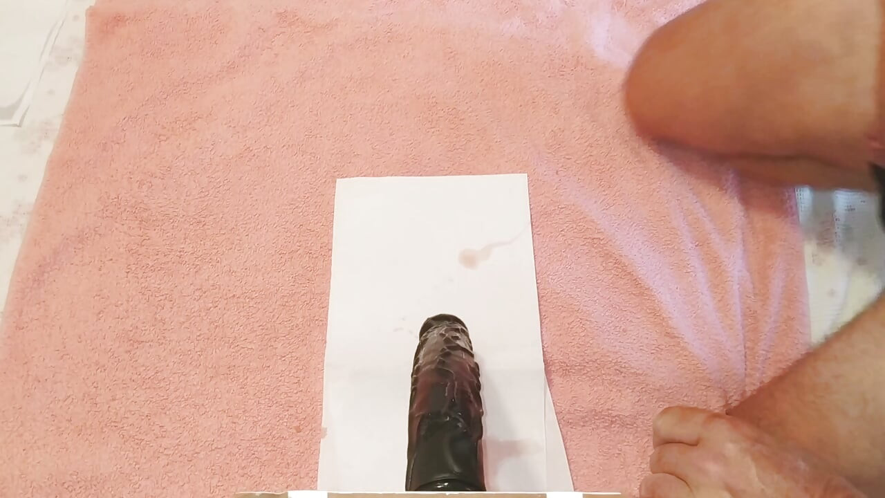 my insatiable and hungry ass swallows huge dildo 13,7"