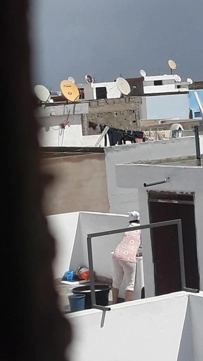 Watch my neighbor is cleaning clothes