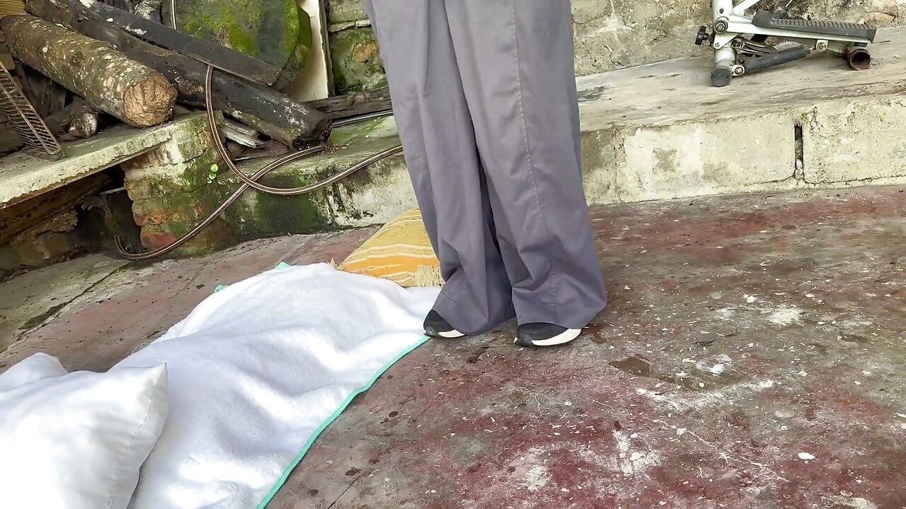 Di Belakang Rumah Tetangga Sama Sepupu Tiriku Yang Binal, Bikin Dia Ngelakuin Berbagai Macam Hal-aku Harap Nggak Ada Yang Tahu.
