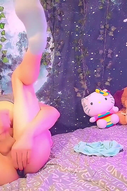 Big Titties Whore Fucks Her Toy Soo Good