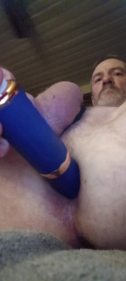 Double dildo penetration