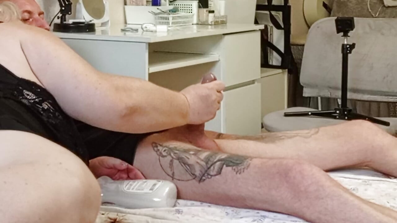 Stepmom hands off my hard cock before cumshot
