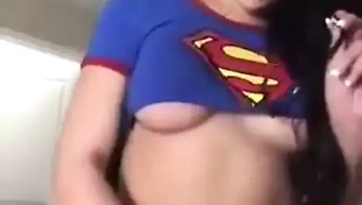 süper kız okşayarak