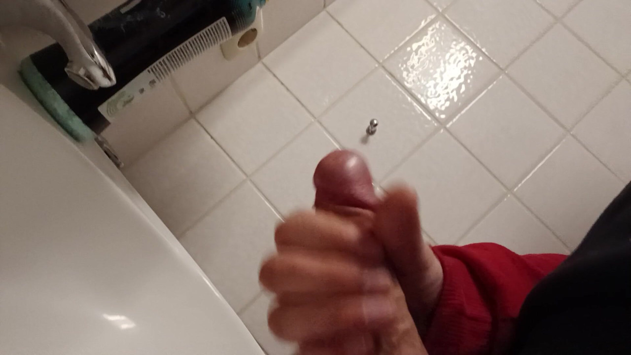 german boy huge cumshot .