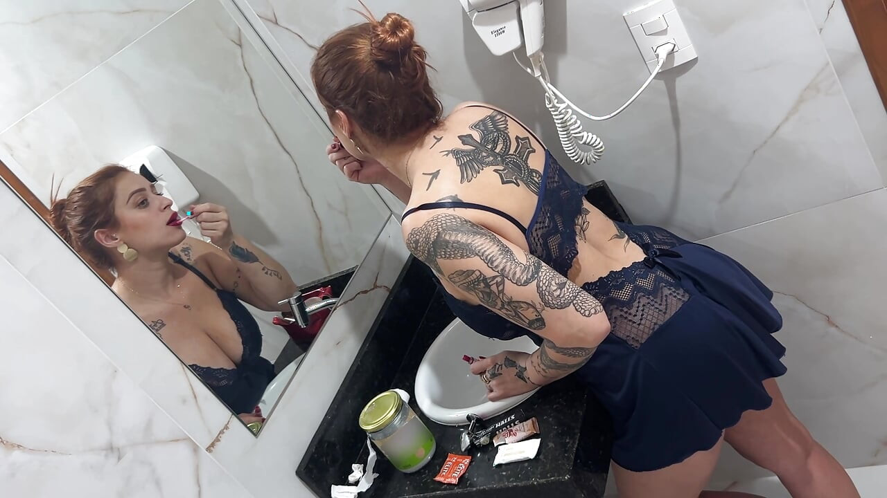 I SPIED on my boyfriend in the BATH and seduced him MASKED without him knowing who I was
