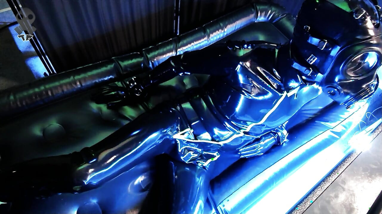 Rubberdrone jerk off with sounding