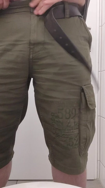 Pissing #38