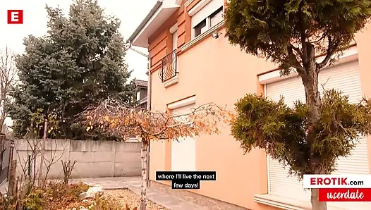 Tatlı genç kız Alyssa Reece küçük amında bir yarak için can atıyor